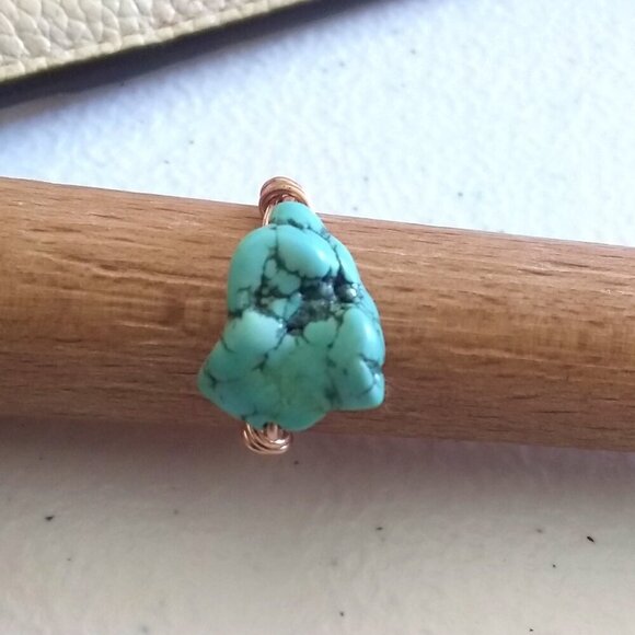 Size 8 ~ Turquoise Magnesite Nugget Ring! Boho  meets Bougie Beachside Charm! - Picture 1 of 13